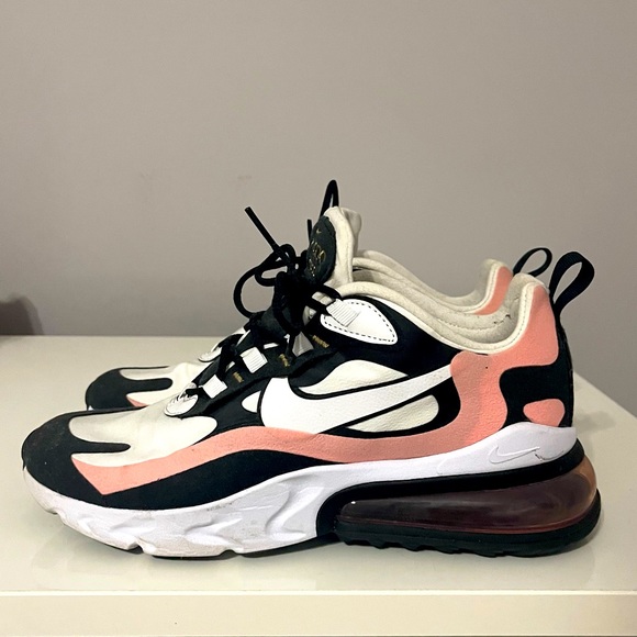Women’s Air Max 270 React - Picture 3 of 4